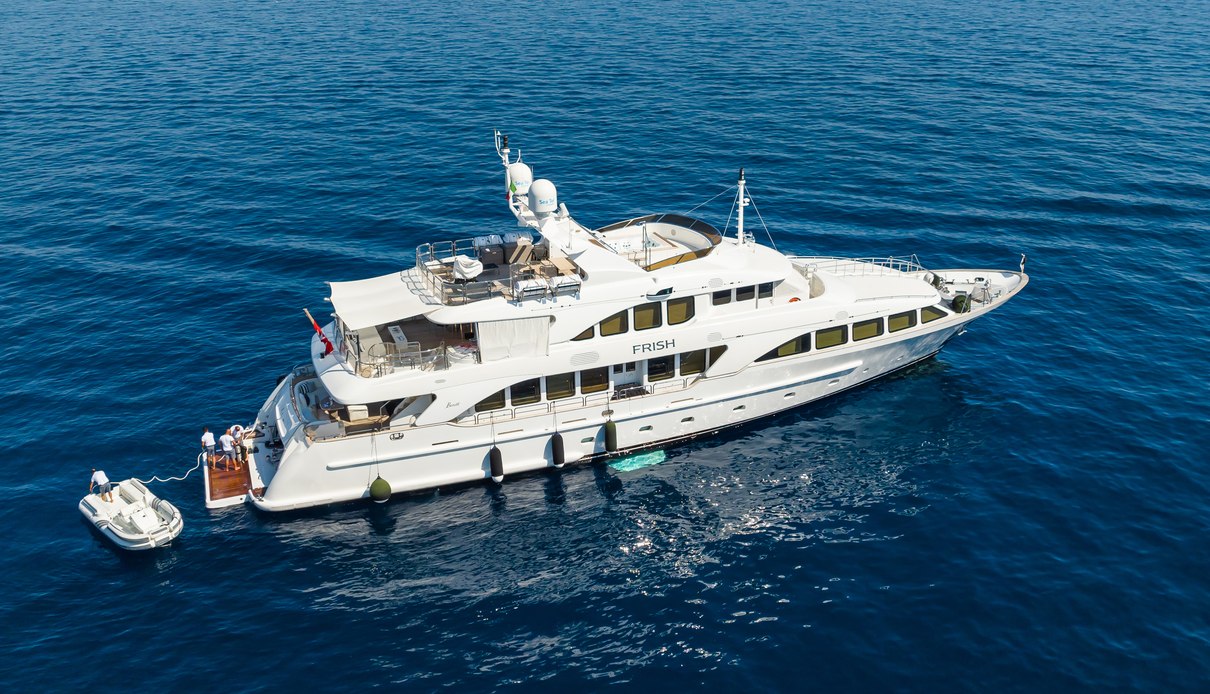 Frish yacht, Benetti