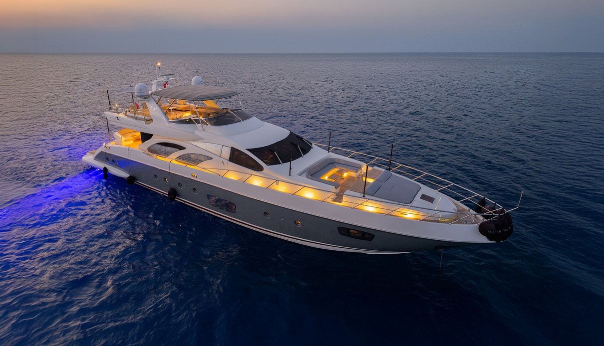 M.E.H yacht, Azimut