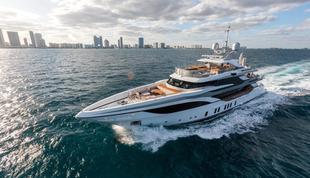 Bacchanal yacht, Benetti