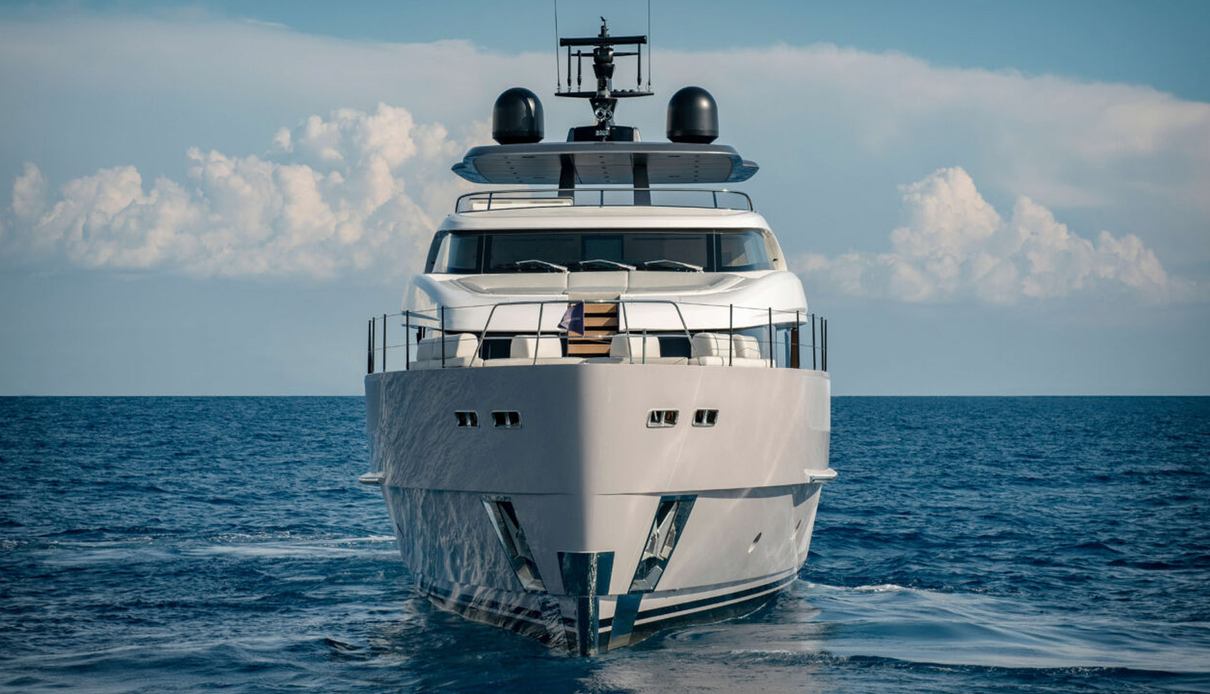 Sal yacht, Sanlorenzo