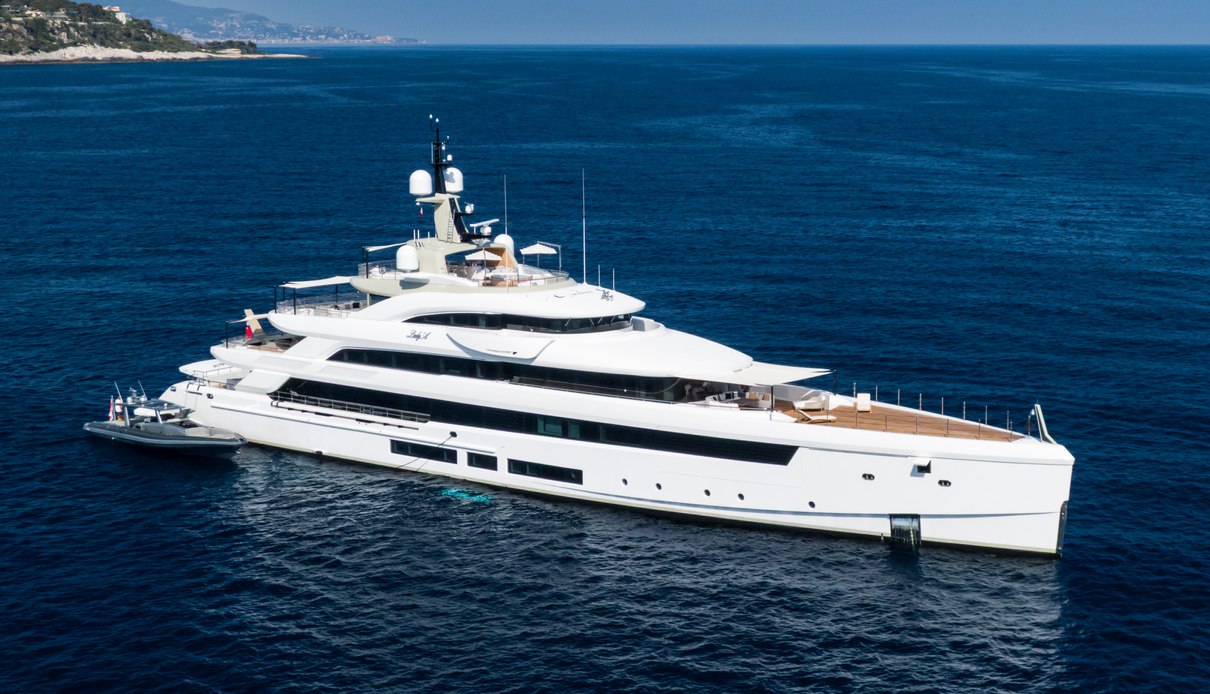 Lady A yacht, Benetti