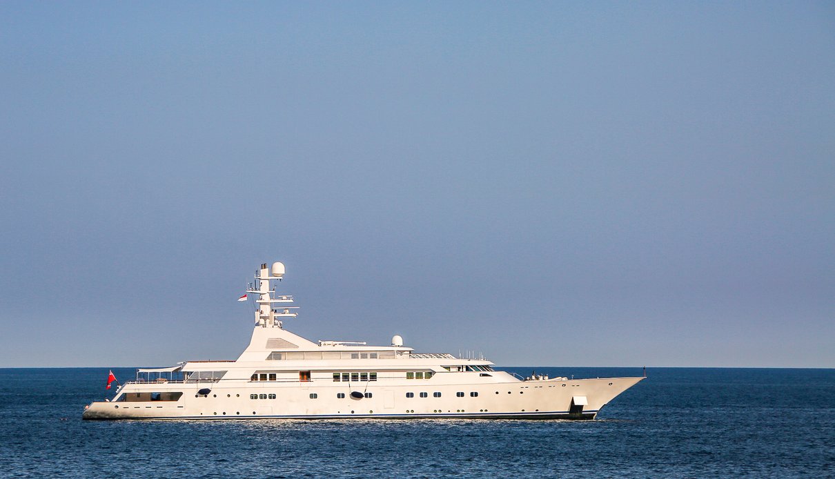 Grand Ocean yacht, Blohm + Voss