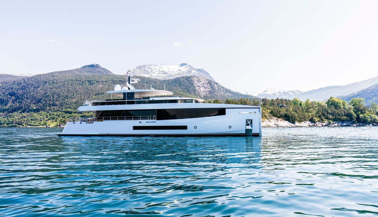 Graycliffs yacht, Feadship