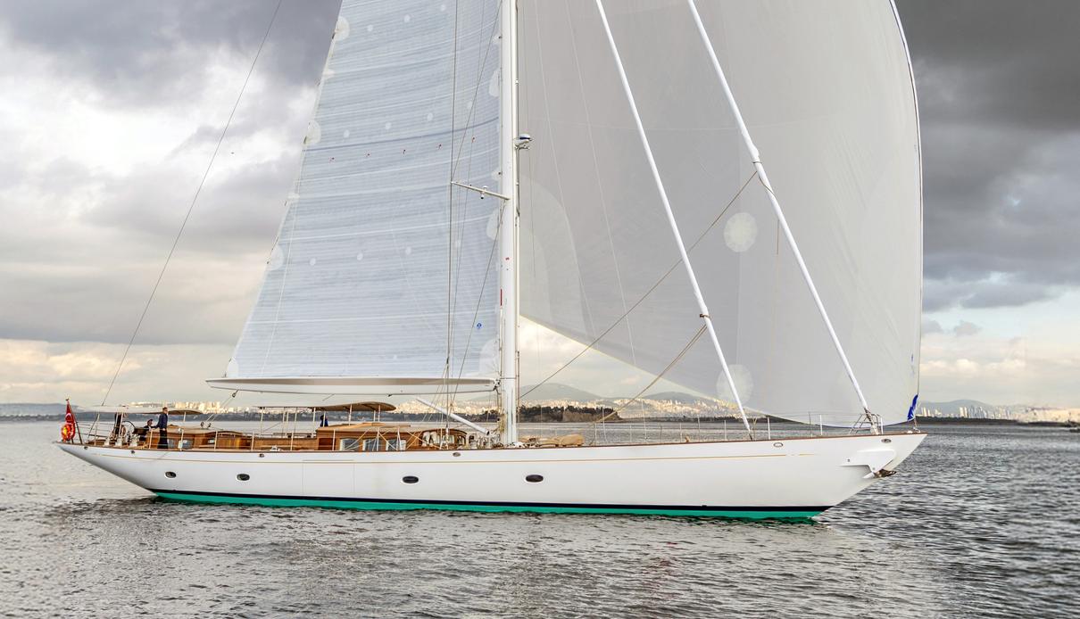Linnea Aurora yacht, SES Yachts
