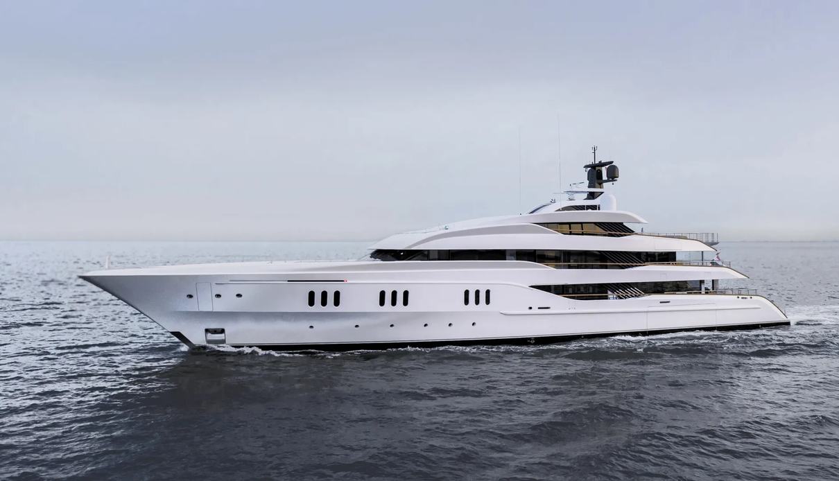 Vanish yacht, Feadship