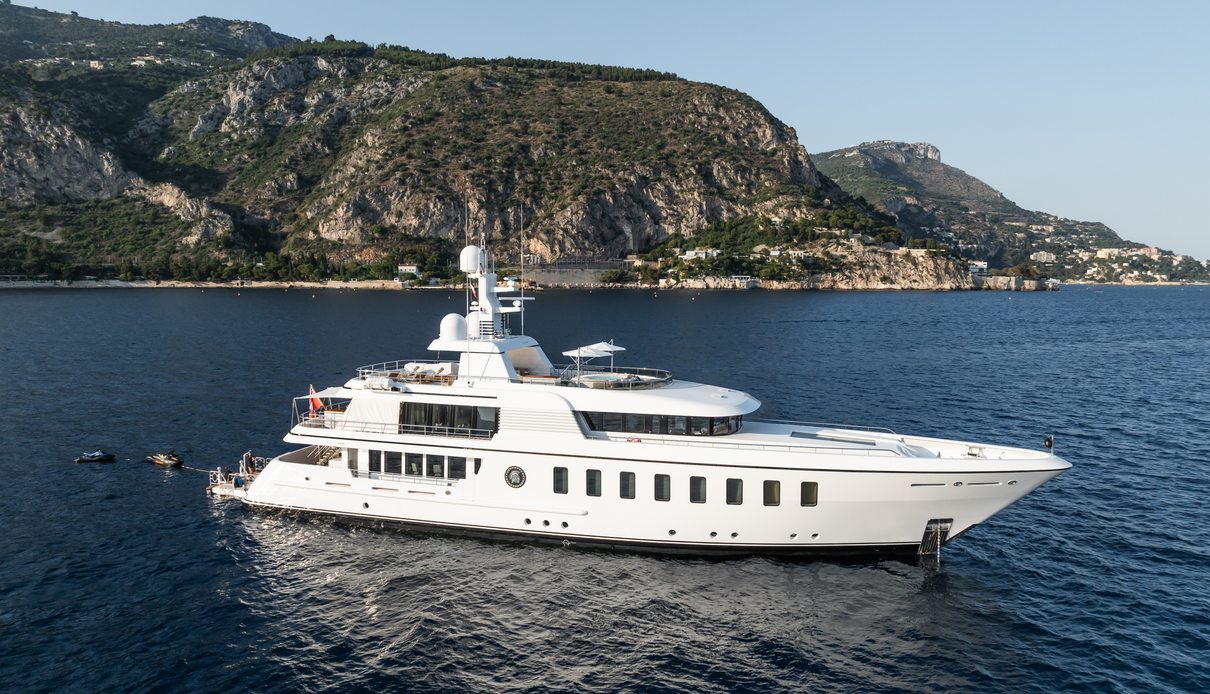 Gladiator yacht, Feadship