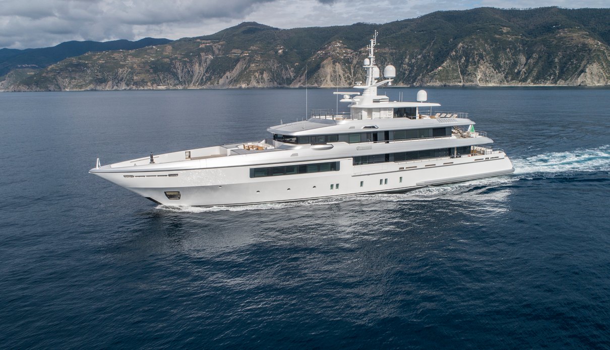 Framura yacht, Codecasa