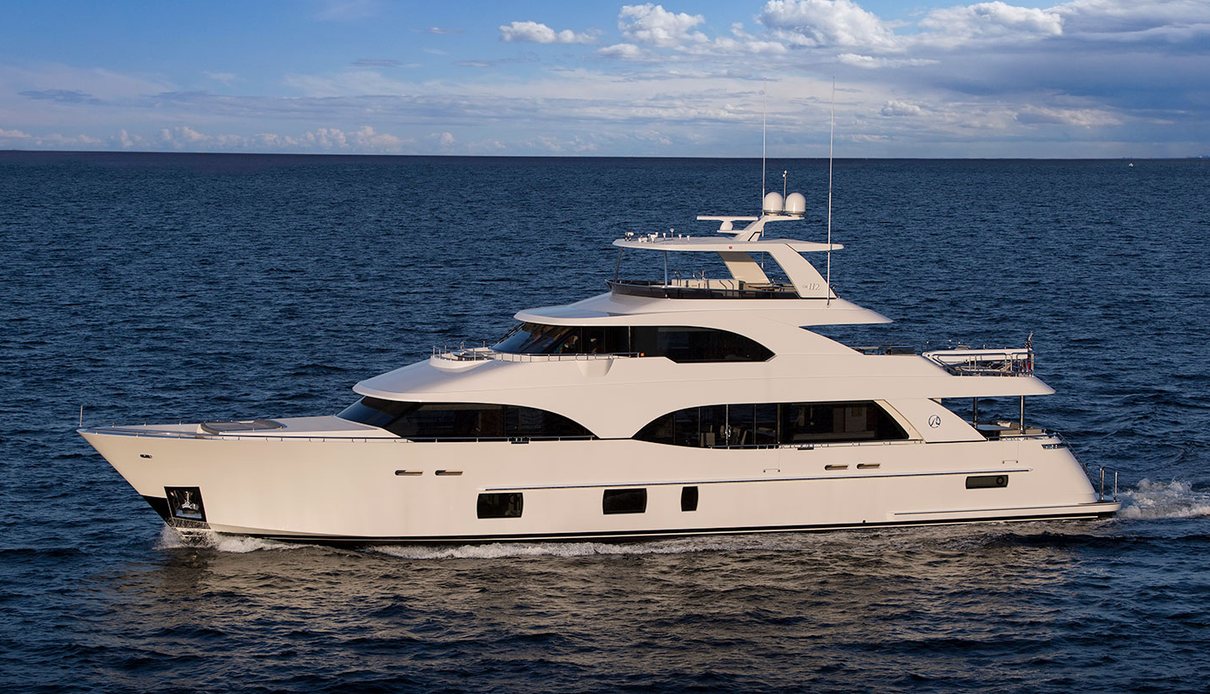 Eileen's Way yacht, Ocean Alexander