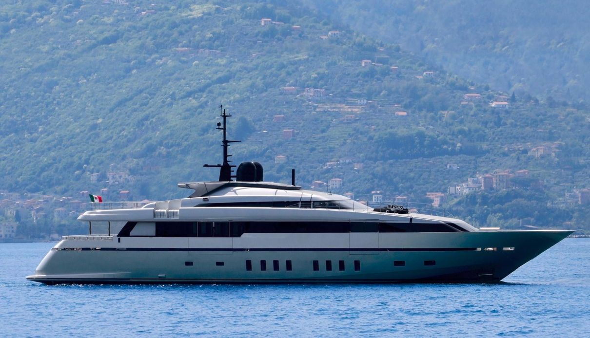 Lady A yacht, Sanlorenzo