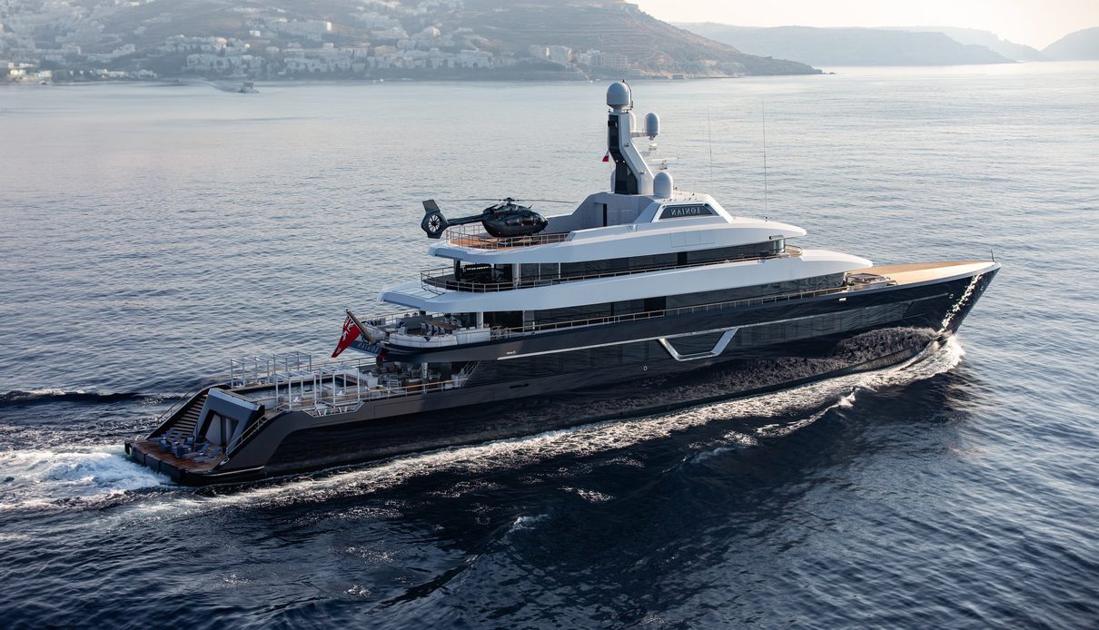 Lonian yacht, Feadship