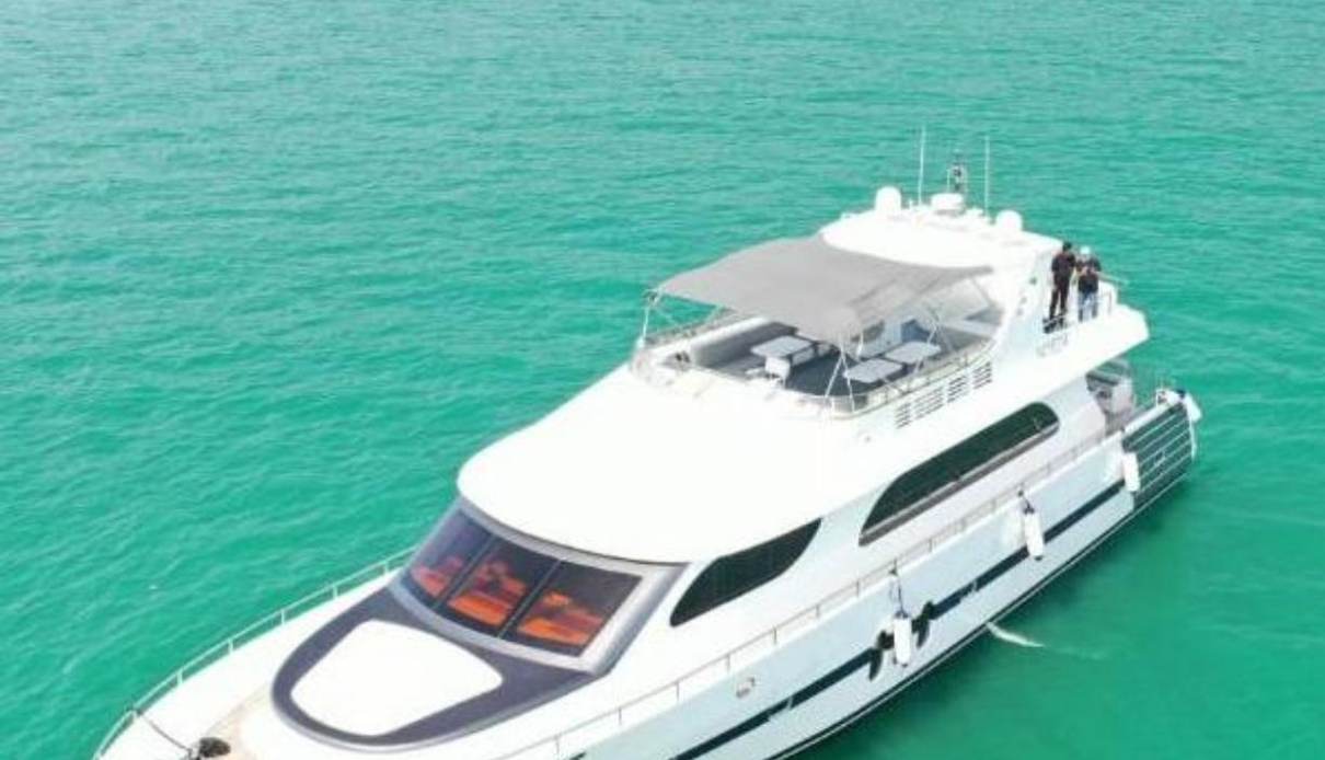 Stardust yacht, Accelera Yachts