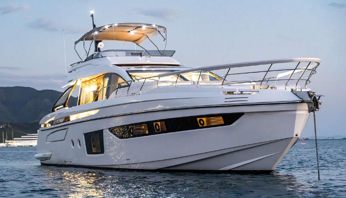 Azimut S8/ 50 yacht, Azimut