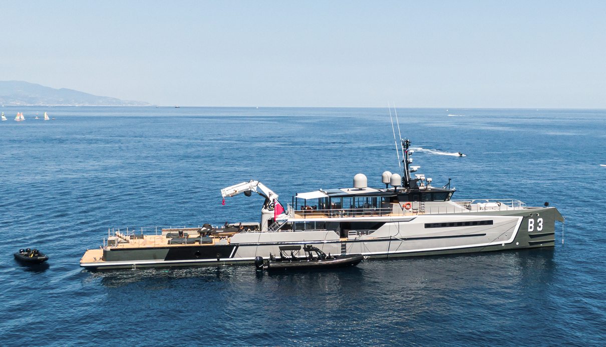 B6 yacht, Damen Yachting