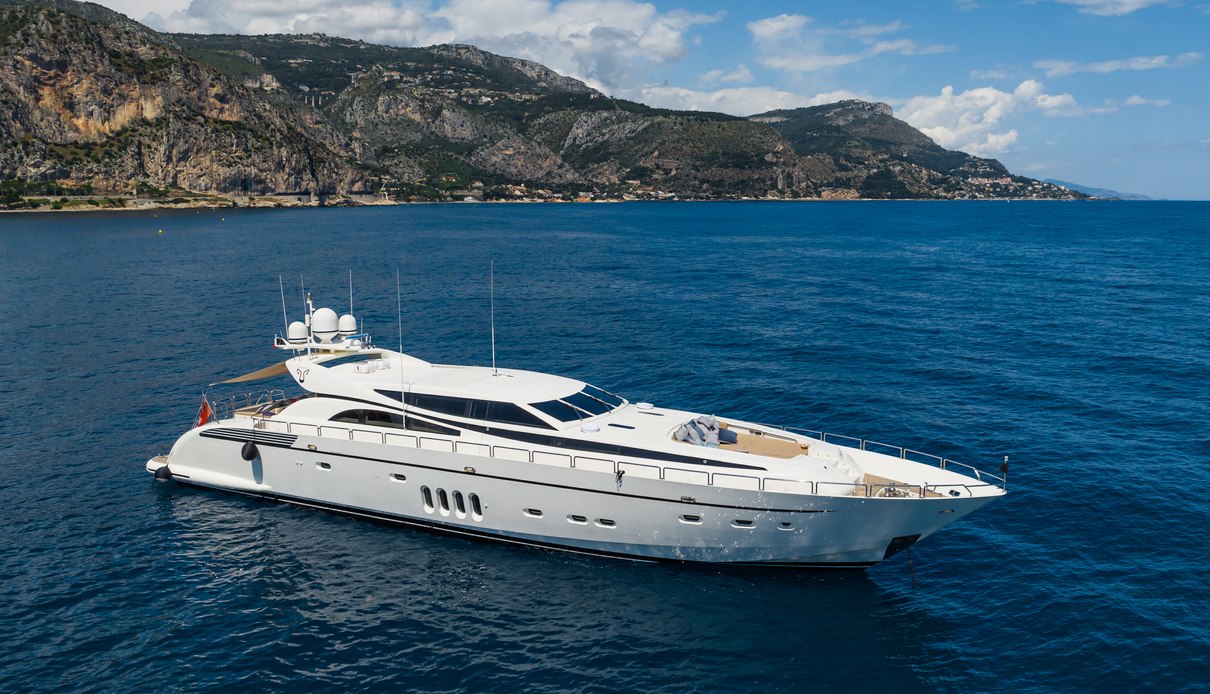 Venus yacht, Leopard