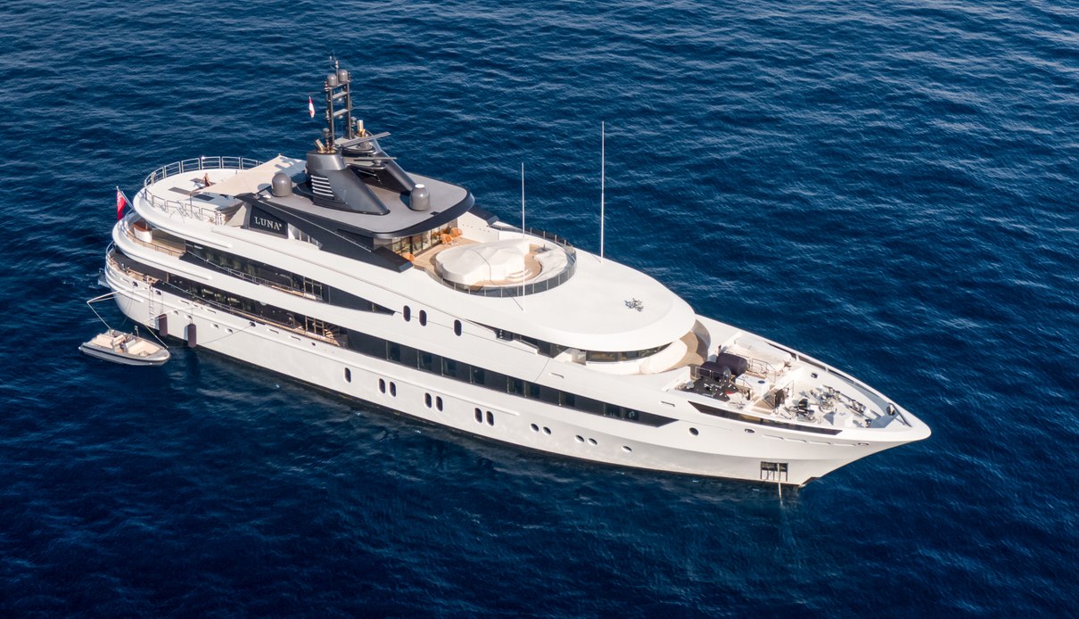 AHS yacht, Oceanco