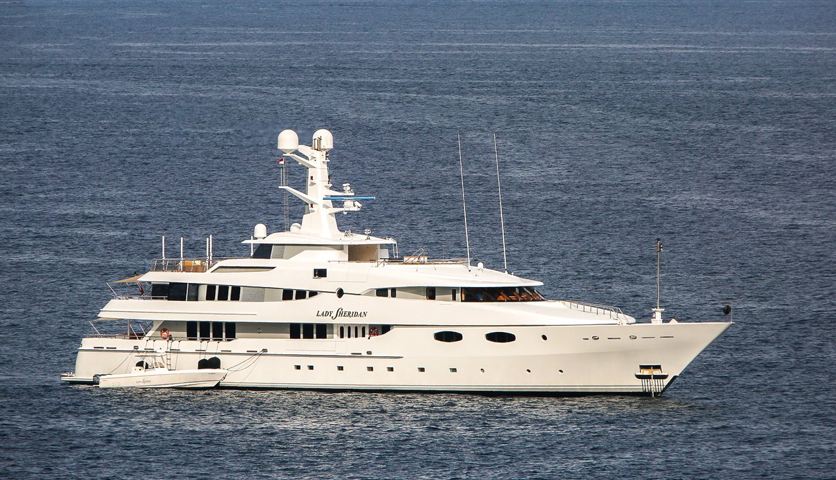 Amaral yacht, Abeking & Rasmussen