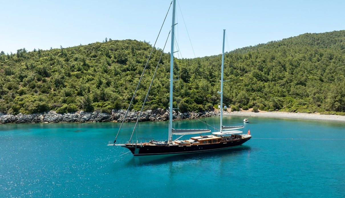 Sallyna yacht, Su Marine Yachts