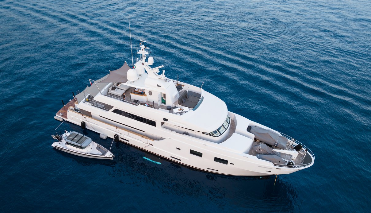 Tommy Belle yacht, Lubeck Yachts