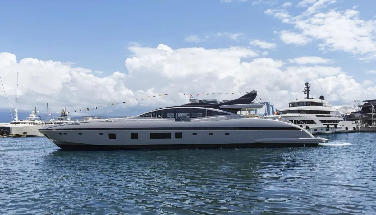 Technomarine yacht, Mangusta