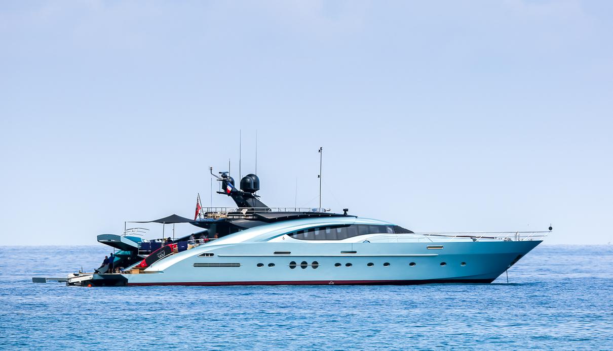 Waverunner yacht, Palmer Johnson