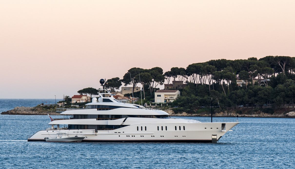 Hampshire yacht, Feadship