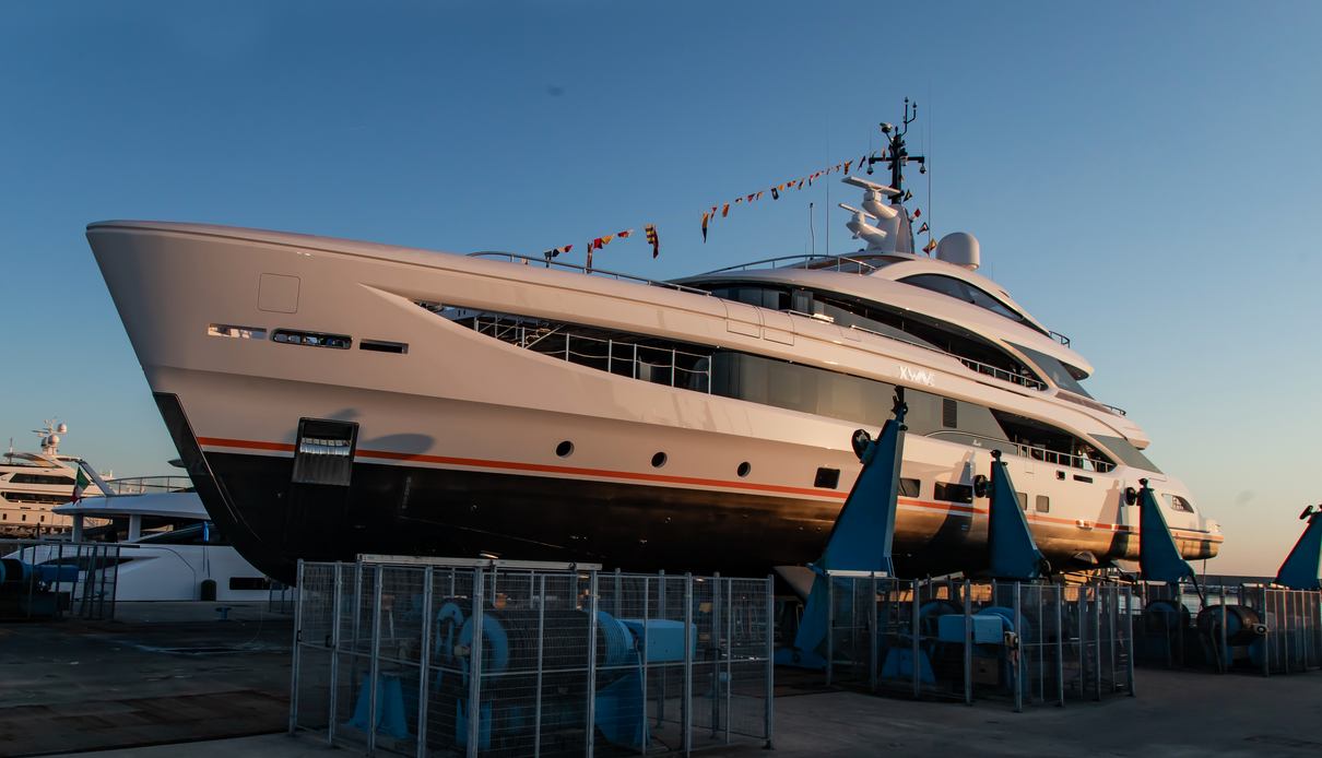 Xwave yacht, Benetti