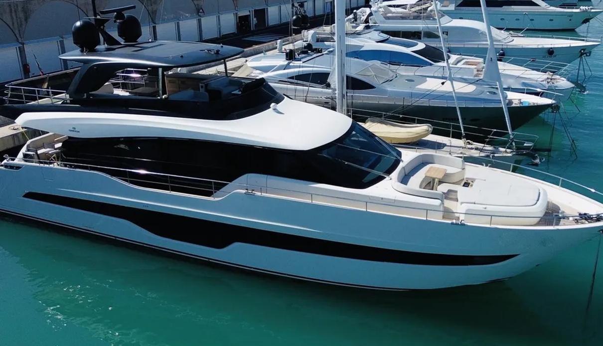 Bionda yacht, Cranchi