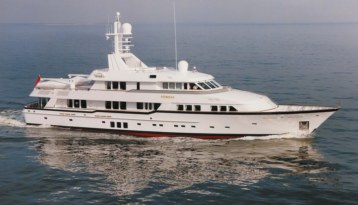 Hud Hud yacht, Feadship