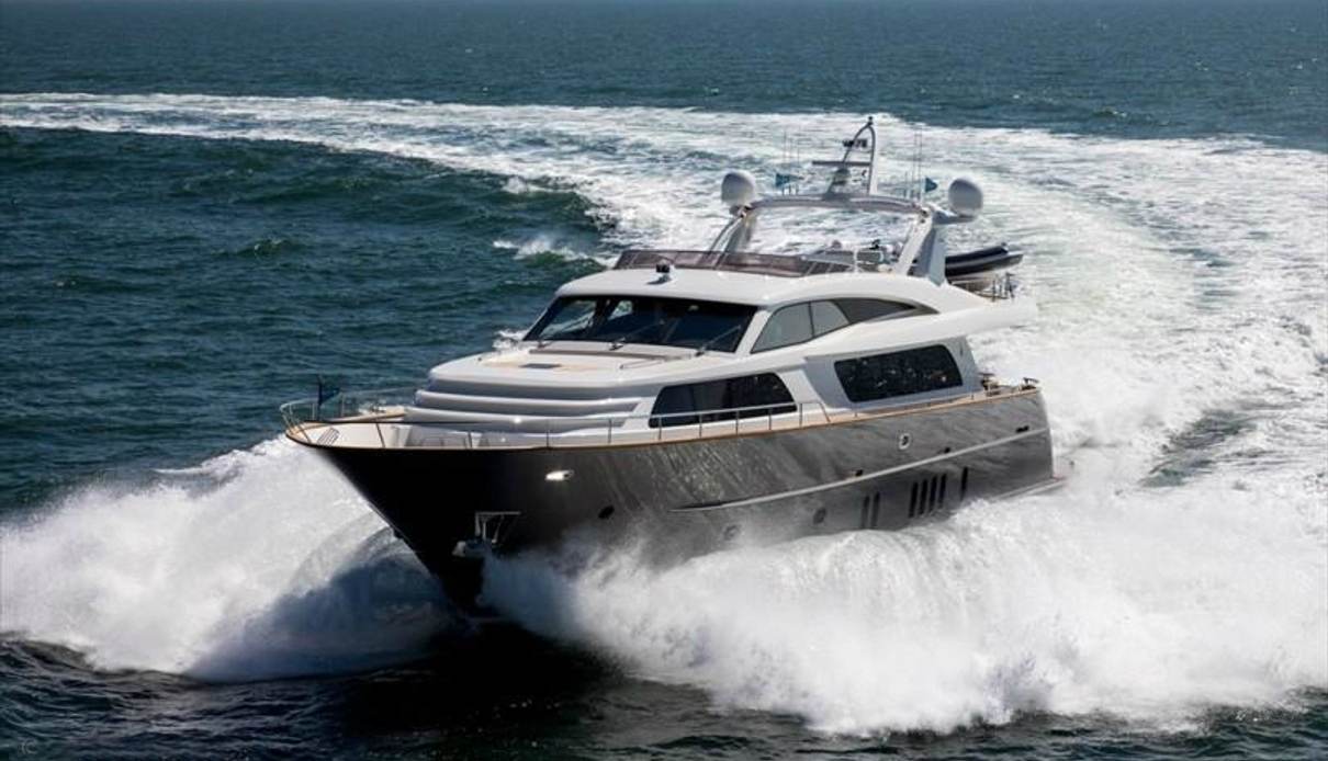 Nicostasia yacht, Van der Valk