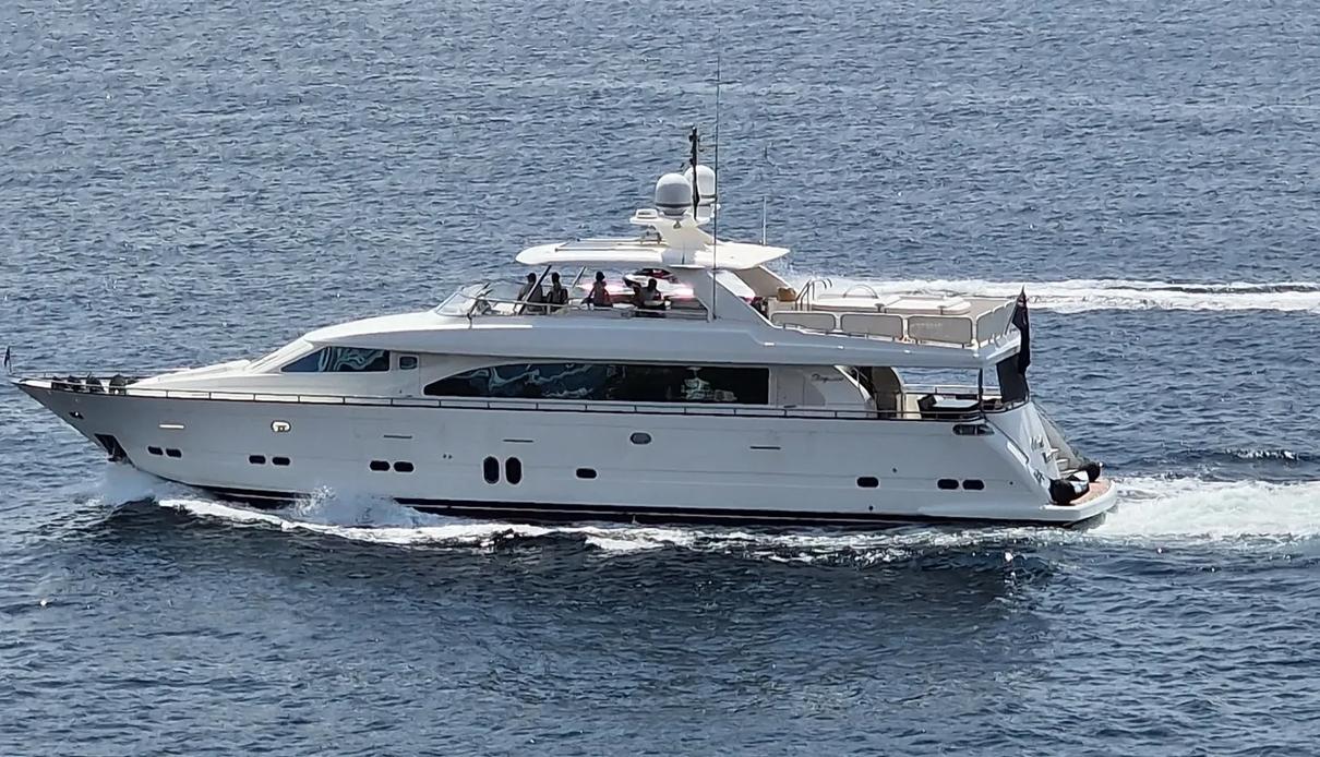 Colonel Manderson yacht, Horizon