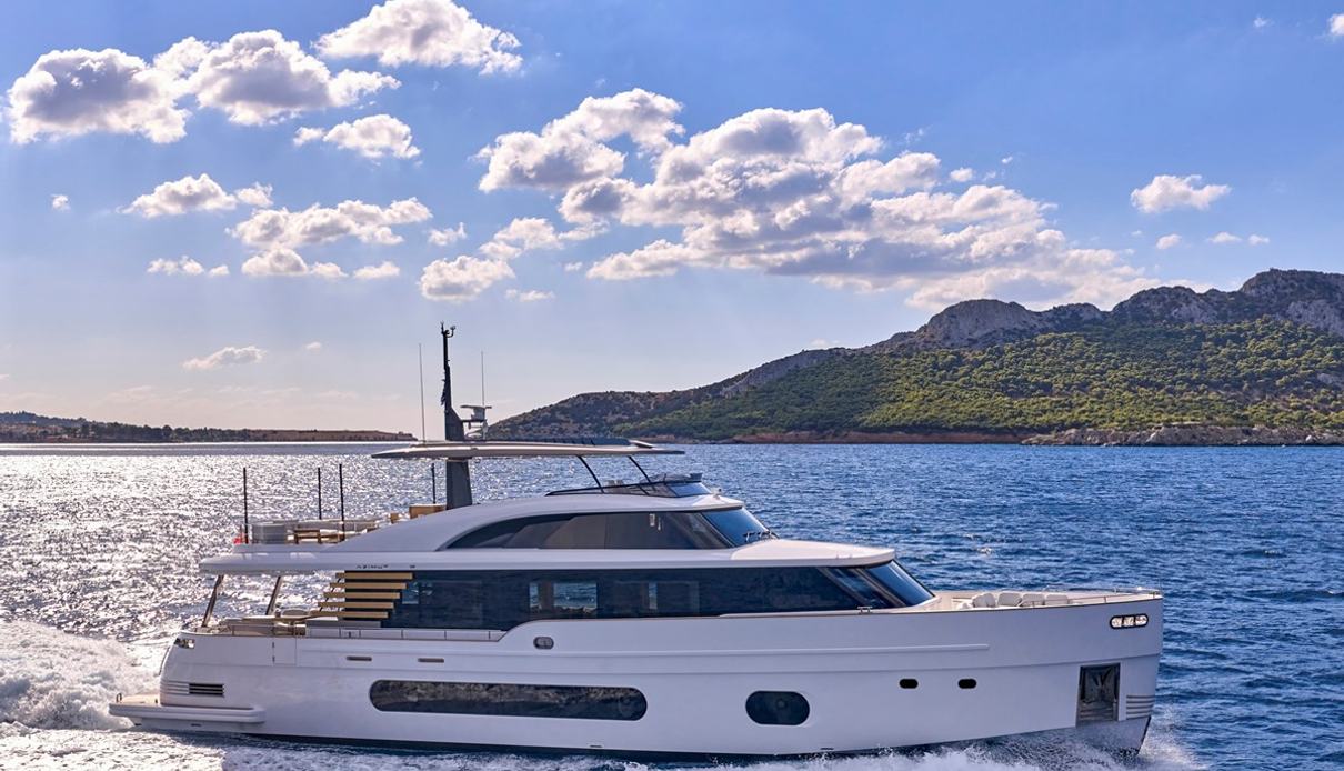 Koko IV yacht, Azimut