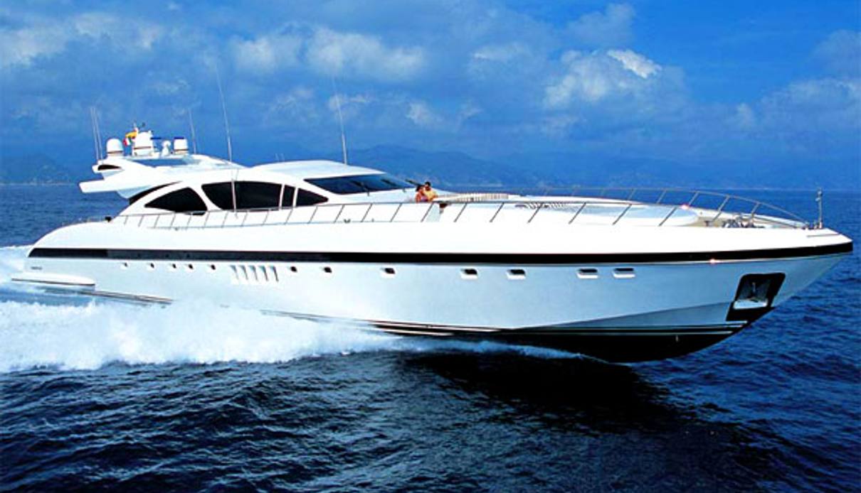Voyage yacht, Mangusta