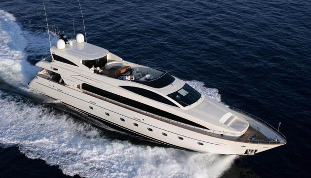 Al Mirqab II yacht, Riva