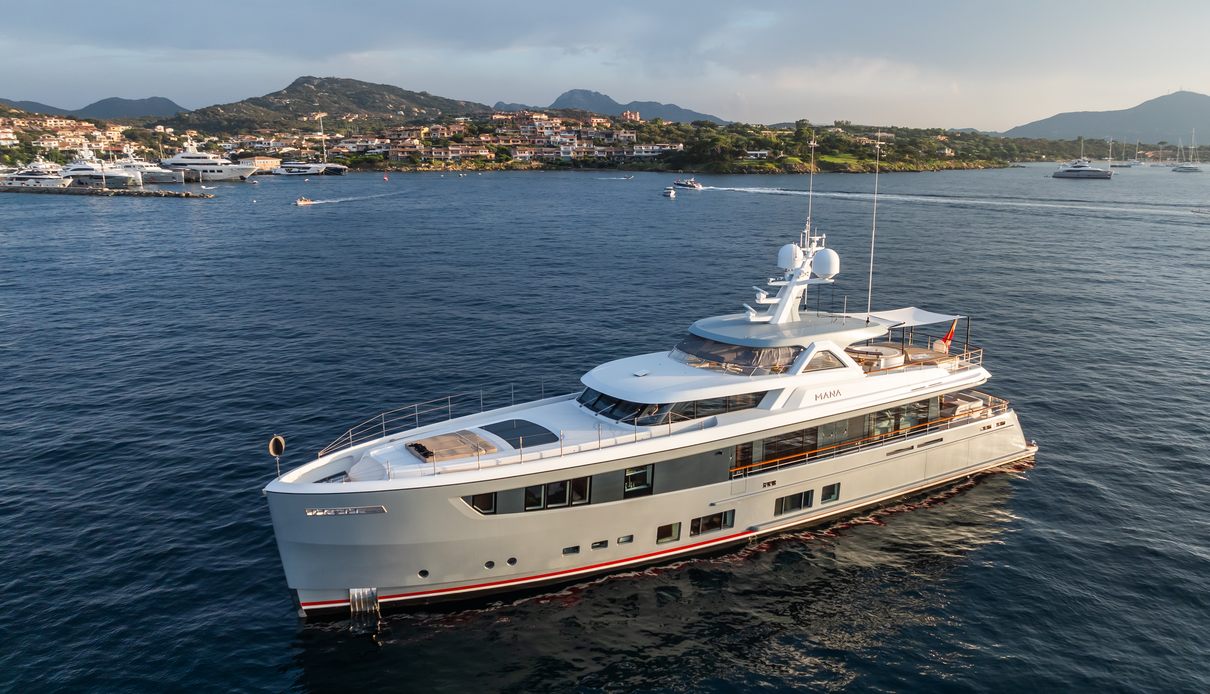 Josephine yacht, Mulder 