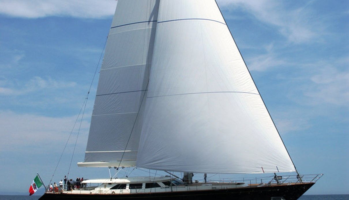 Heritage Of London yacht, Perini Navi