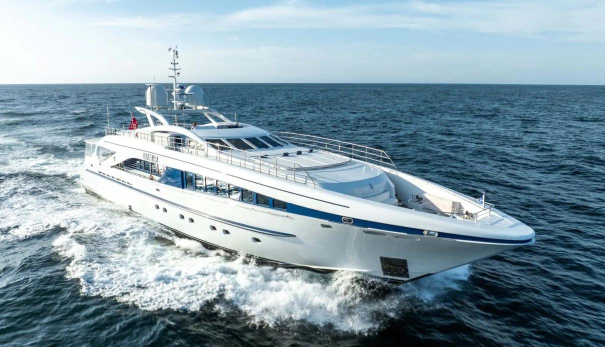 Lumir yacht, Heesen
