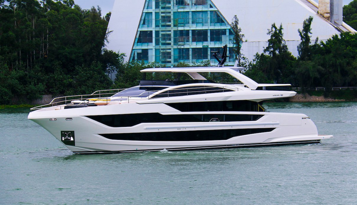 Pearl 100/01 yacht, Pearl Yachts
