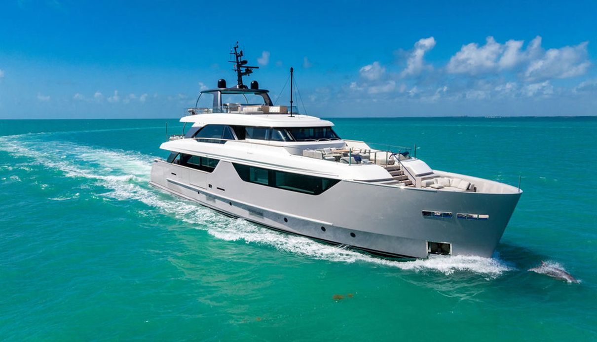 The Wolf yacht, Sanlorenzo