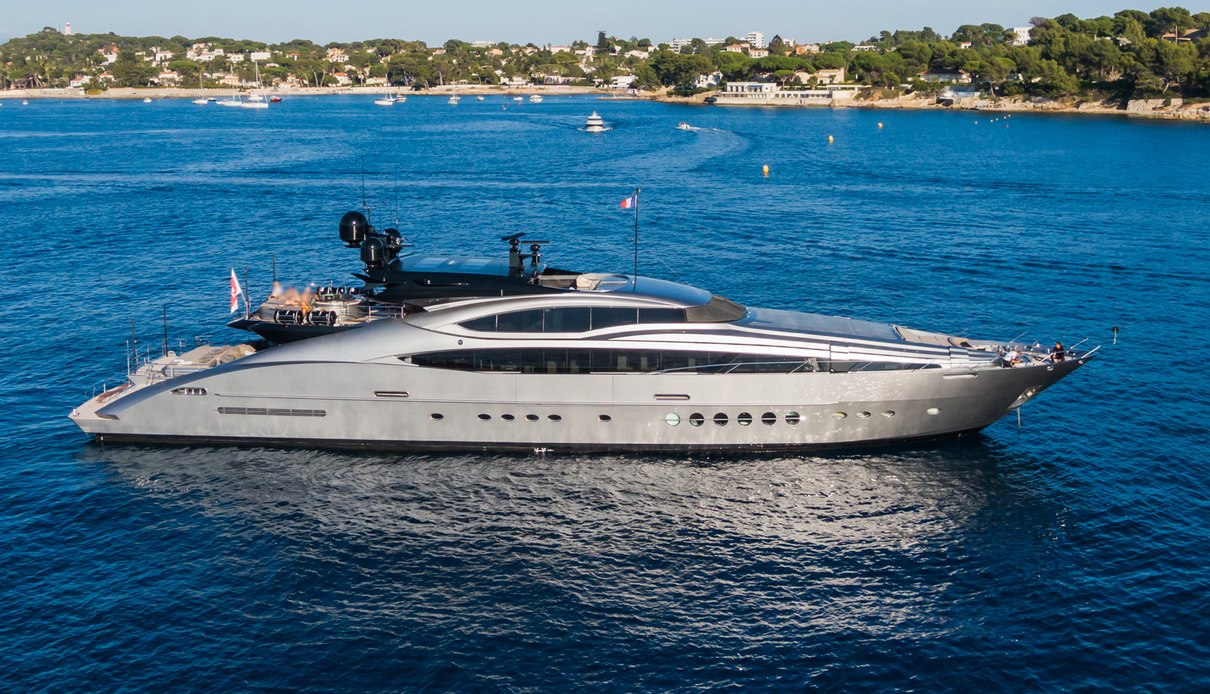 Five yacht, Palmer Johnson