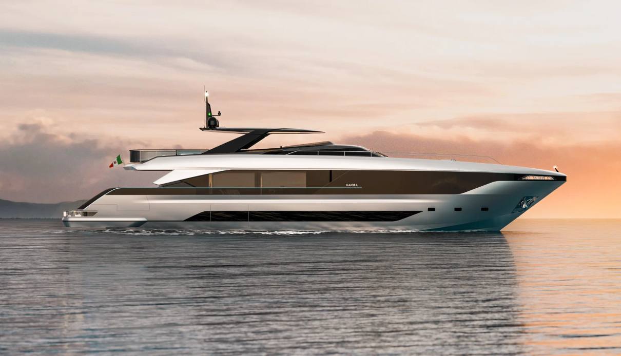 Maiora M36/01 yacht, Maiora