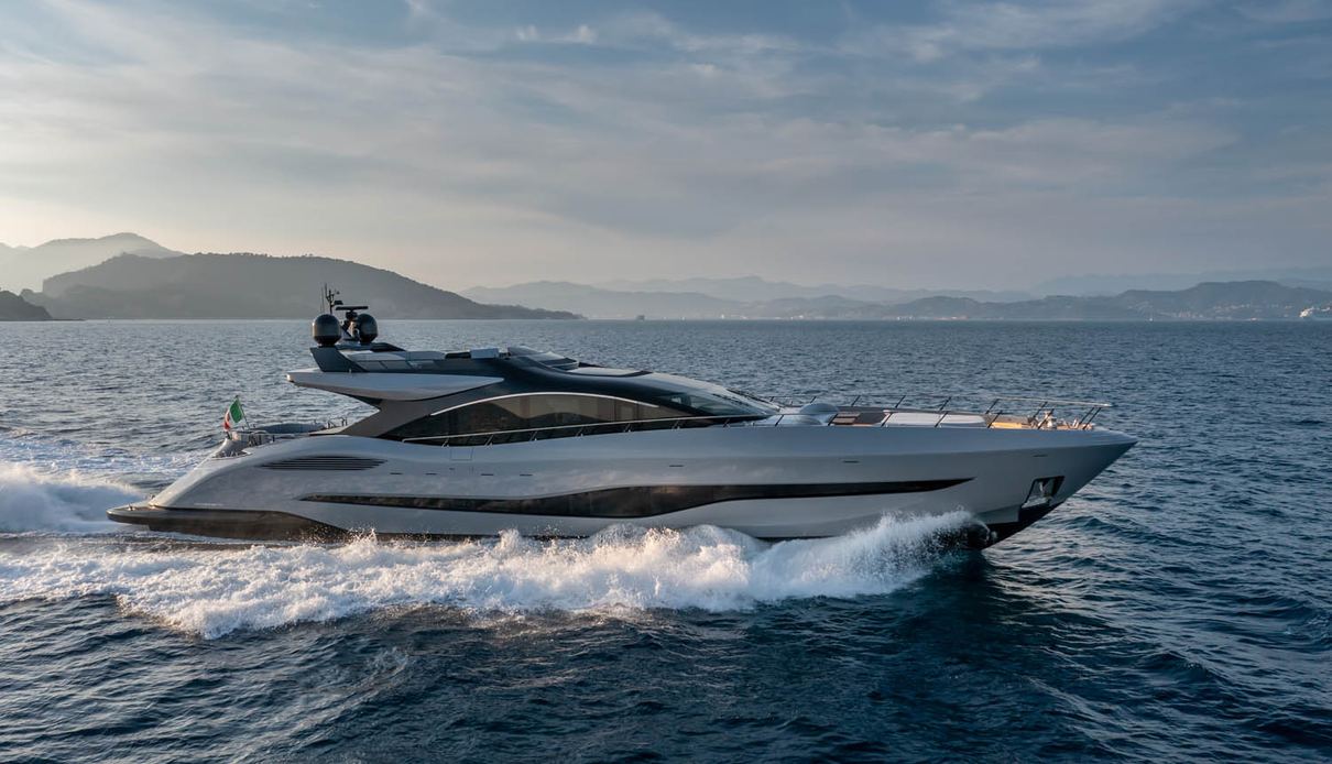 Glida yacht, Mangusta