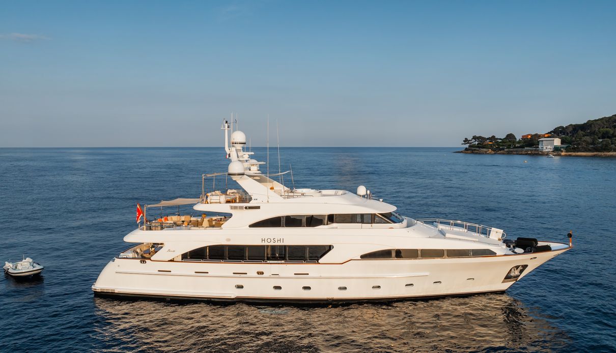 Hoshi yacht, Benetti