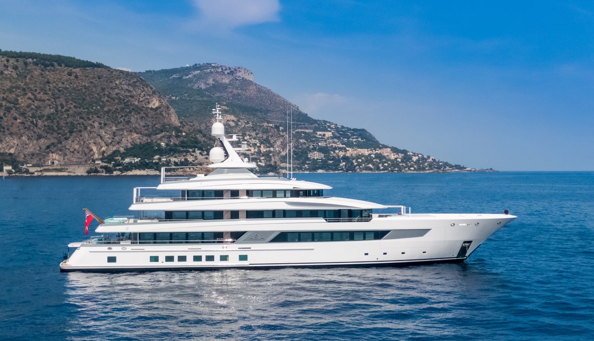 Asia yacht, Royal Hakvoort