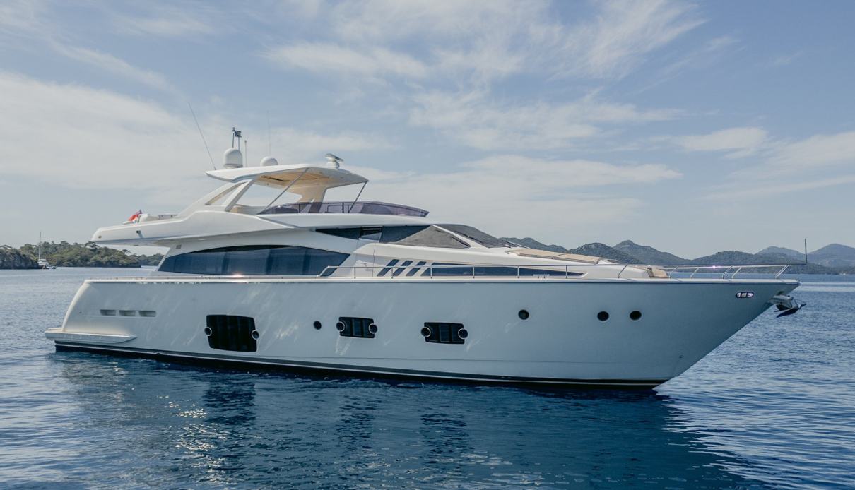 Azure yacht, Ferretti Yachts