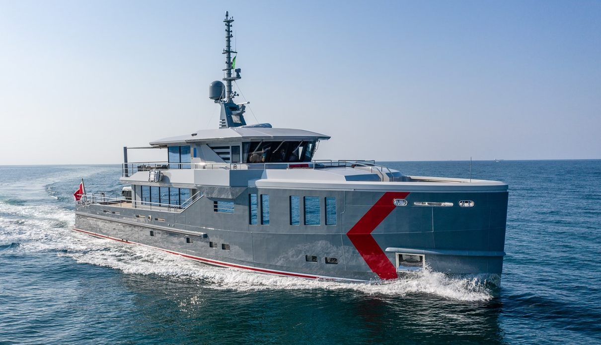K584/ 02 yacht, C.P.N Srl