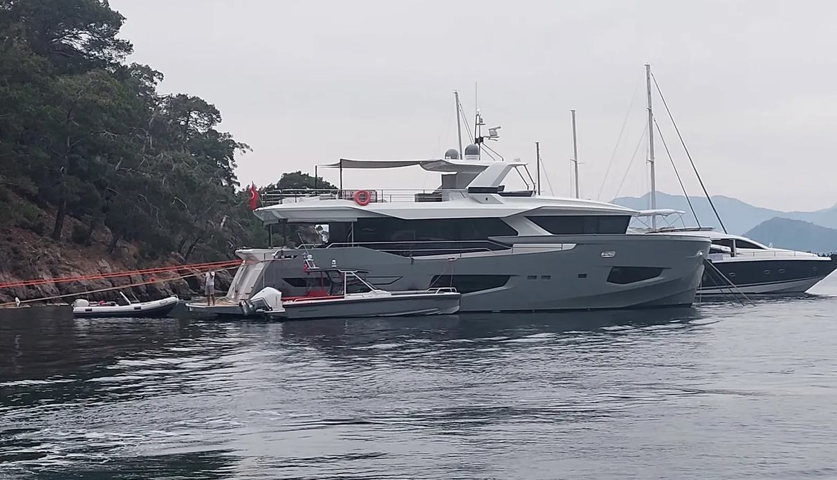 Karelia yacht, Numarine