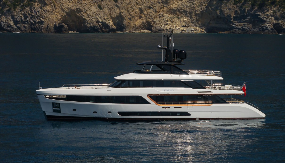 Legend yacht, Benetti