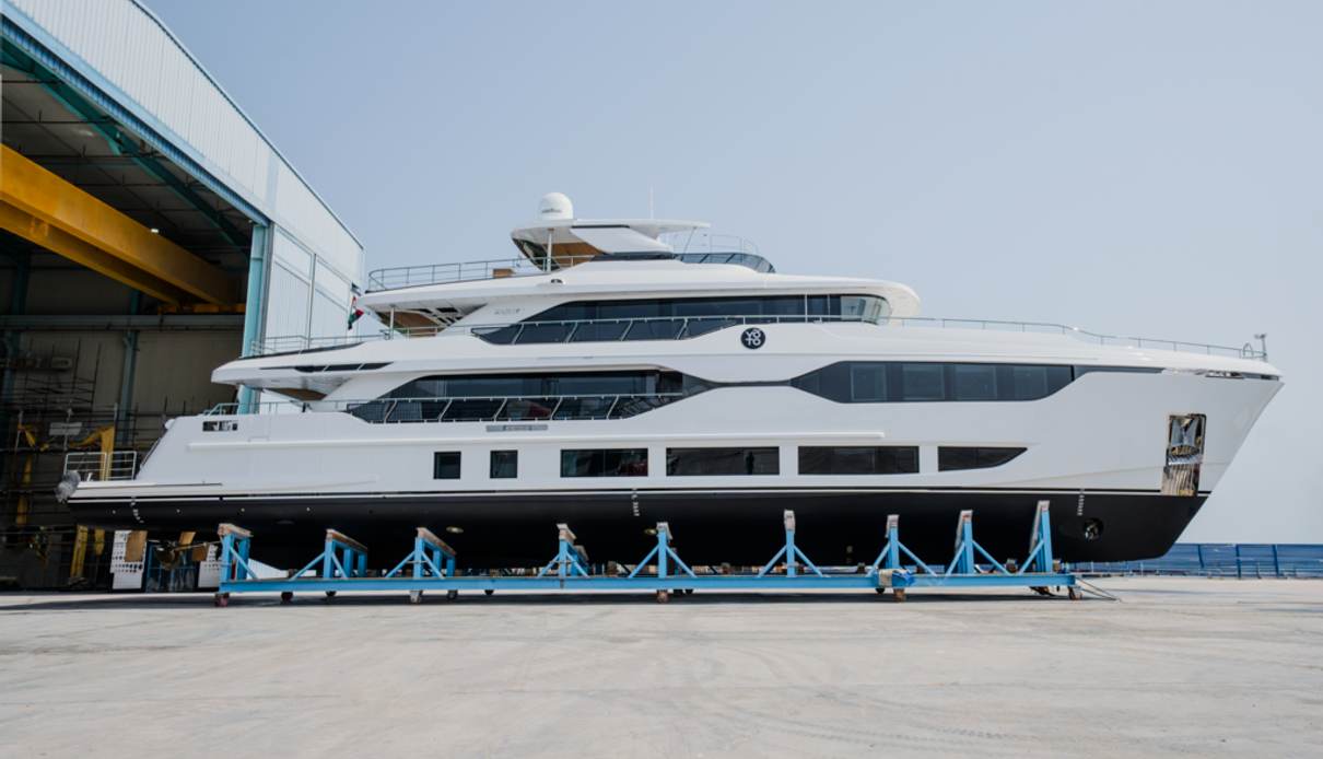 Yoto yacht, Gulf Craft