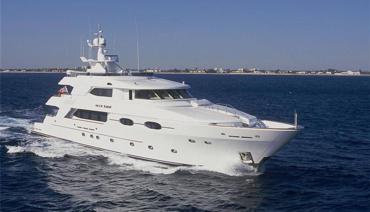 Chanson yacht, Sovereign Yachts