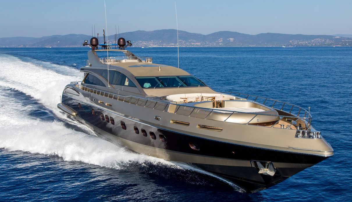 Genesis yacht, Italyachts